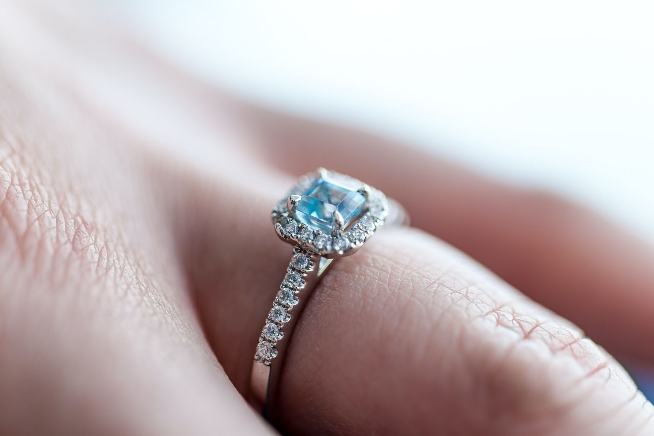 What To Know Before Buying An Engagement Ring2